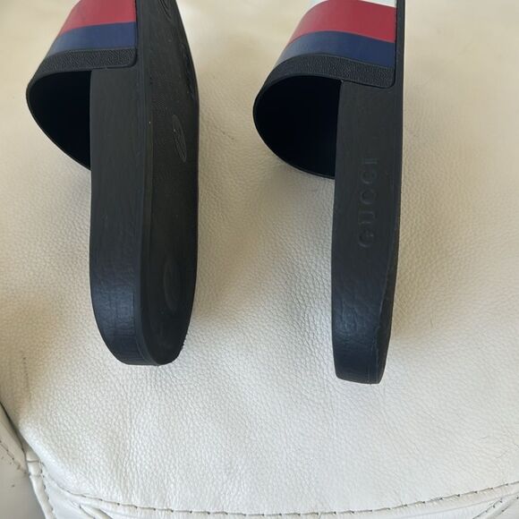 Men’s Gucci slides size 7 or fit women’s 9-10 - Picture 7 of 7